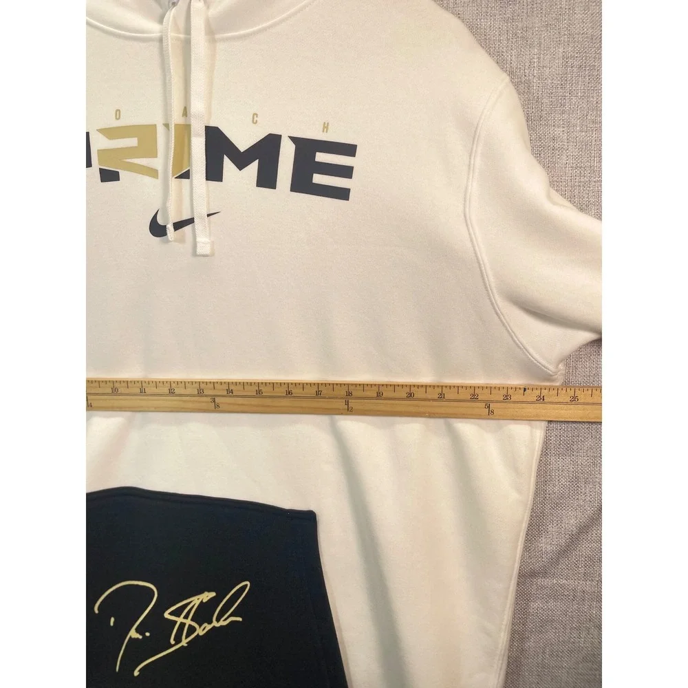 Nike type hoodie